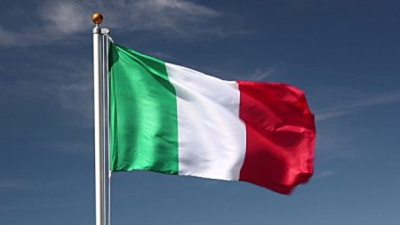 علم ايطاليا (4)