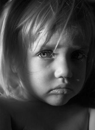 اجمل صور اطفال حزينة (5)