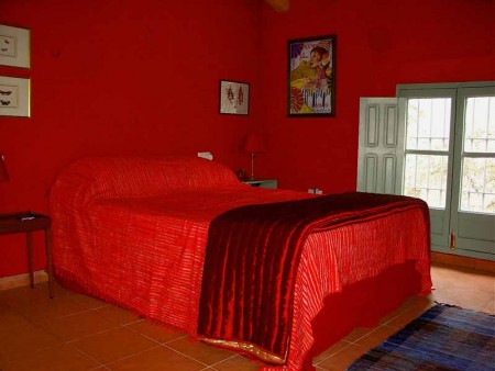 غرف نوم حمراء 2016