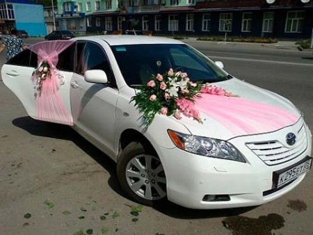 تزيين سيارات الزفاف اشكال تزيين سيارات العريس في الفرح (2)
