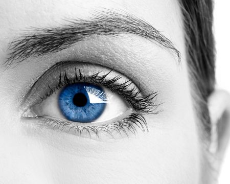 خلفيات عيون زرقاء للموبايل (4)