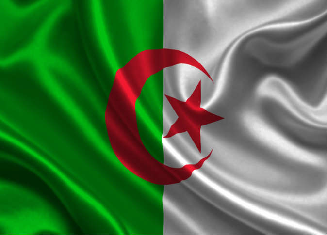الوان علم الجزائر (1)