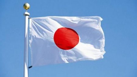 اليابان علم ابيض واحمر (3)