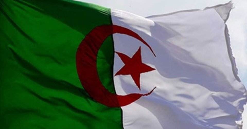 صور علم الجزائر (1)