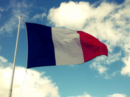 العلم الفرنسي (1)