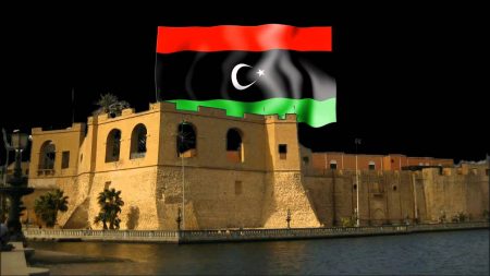 العلم الليبي بالصور (2)