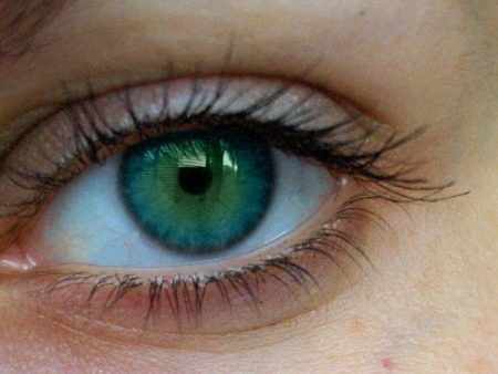اشكال عيون خضراء (3)