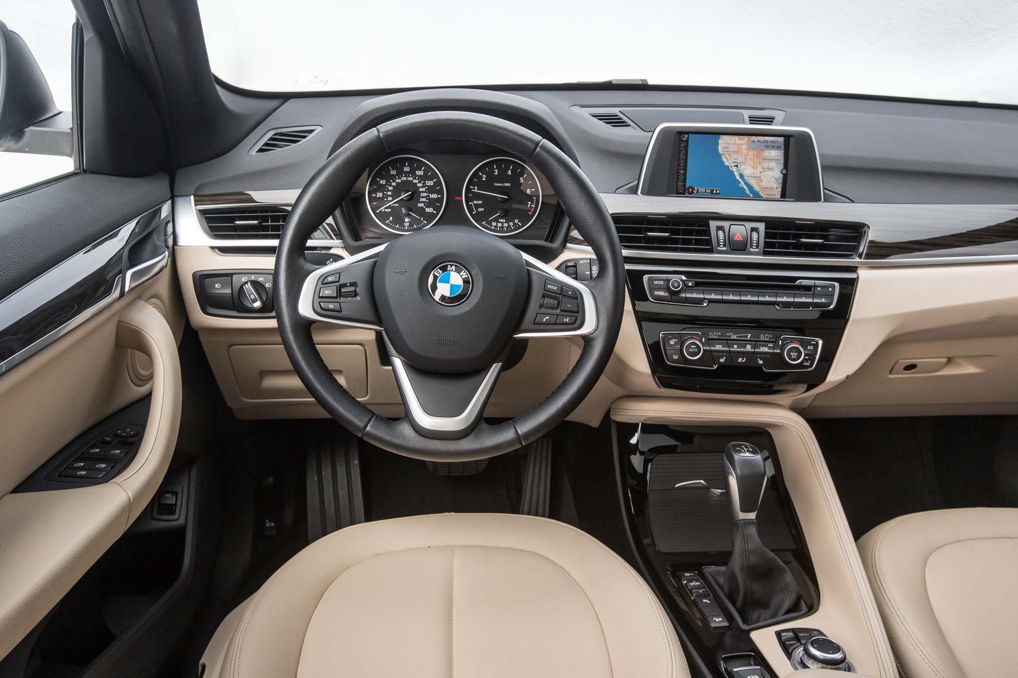 bmw car x1 photo (3)